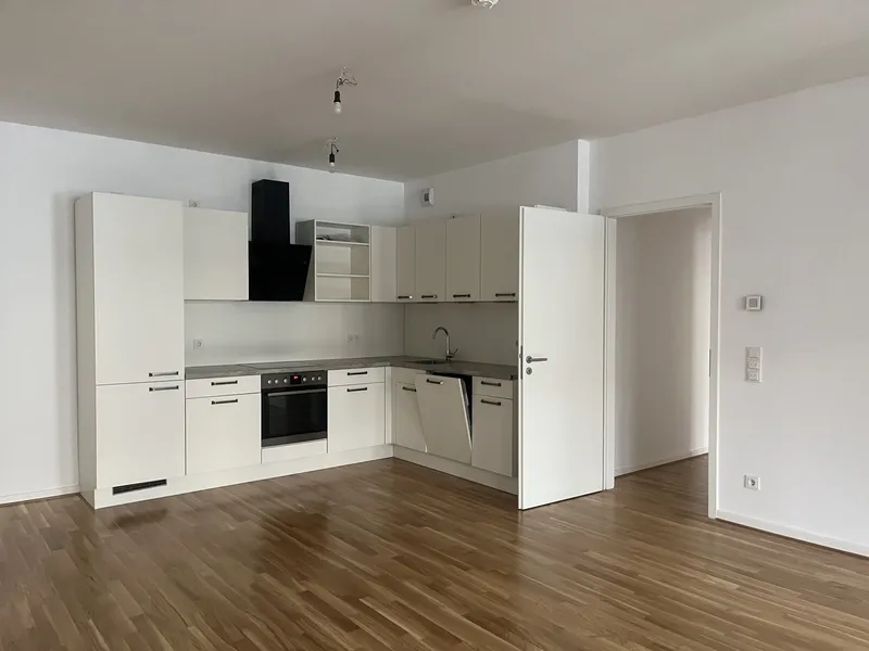3-Zimmerwohnung in Friedrichshain, Übernahme Hauptmietvertrag — photo 1